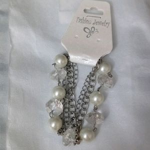 Silver/Pearl/Gems clasp bracelet
